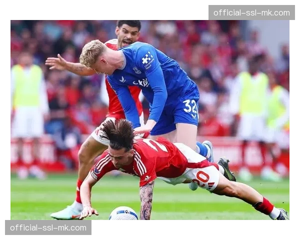 雷恩主场3-2逆转里尔,特里耶补时阶段点射绝杀 雷恩主场3-2逆转里尔,特里耶补时阶段点射绝杀